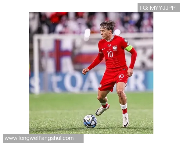 波兰足球明星的传奇故事与辉煌成就回顾